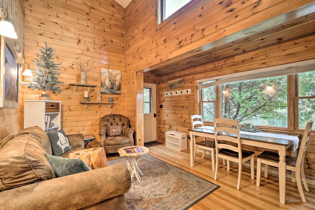 Pet-Friendly Adirondack Cabin with On-Site Lake