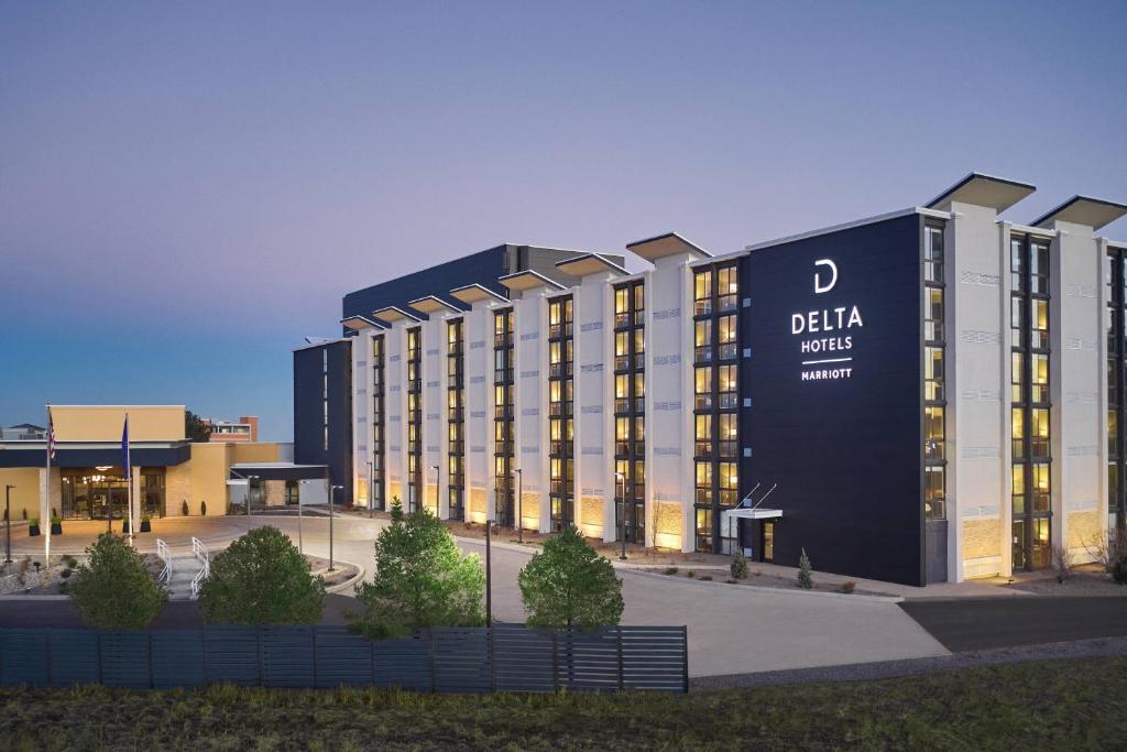 Delta Hotels by Marriott Denver Thornton