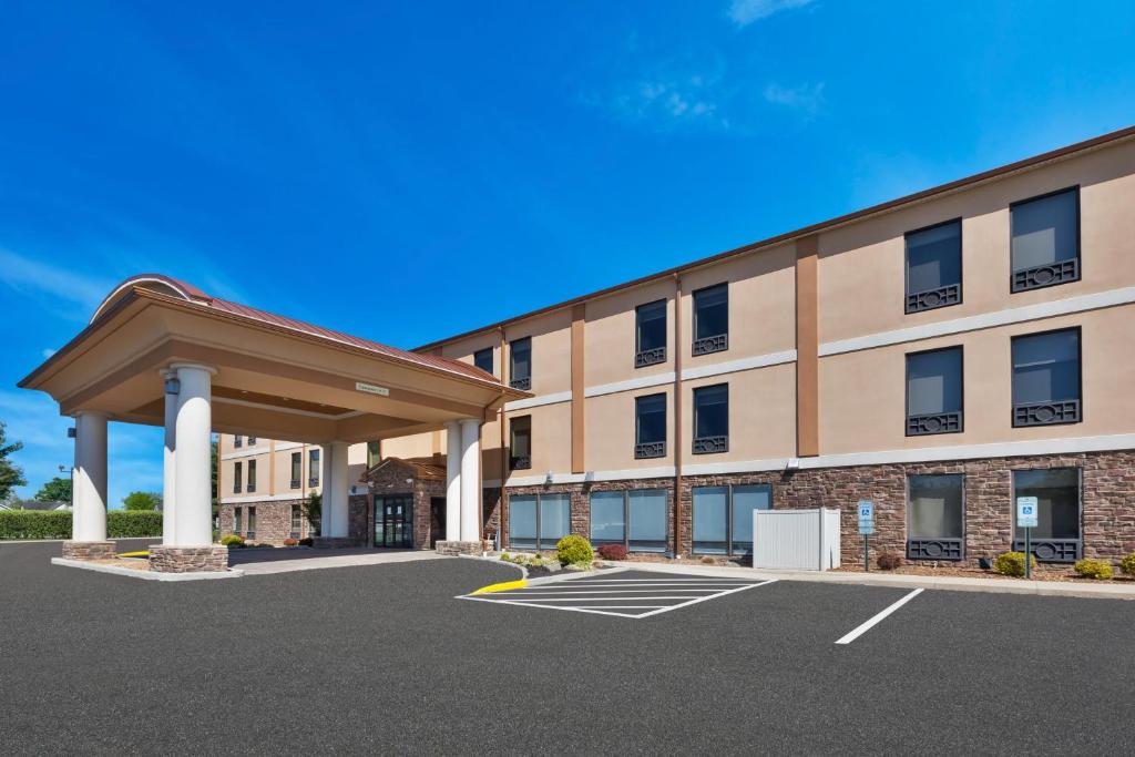 Holiday Inn Express Chillicothe East, an IHG Hotel