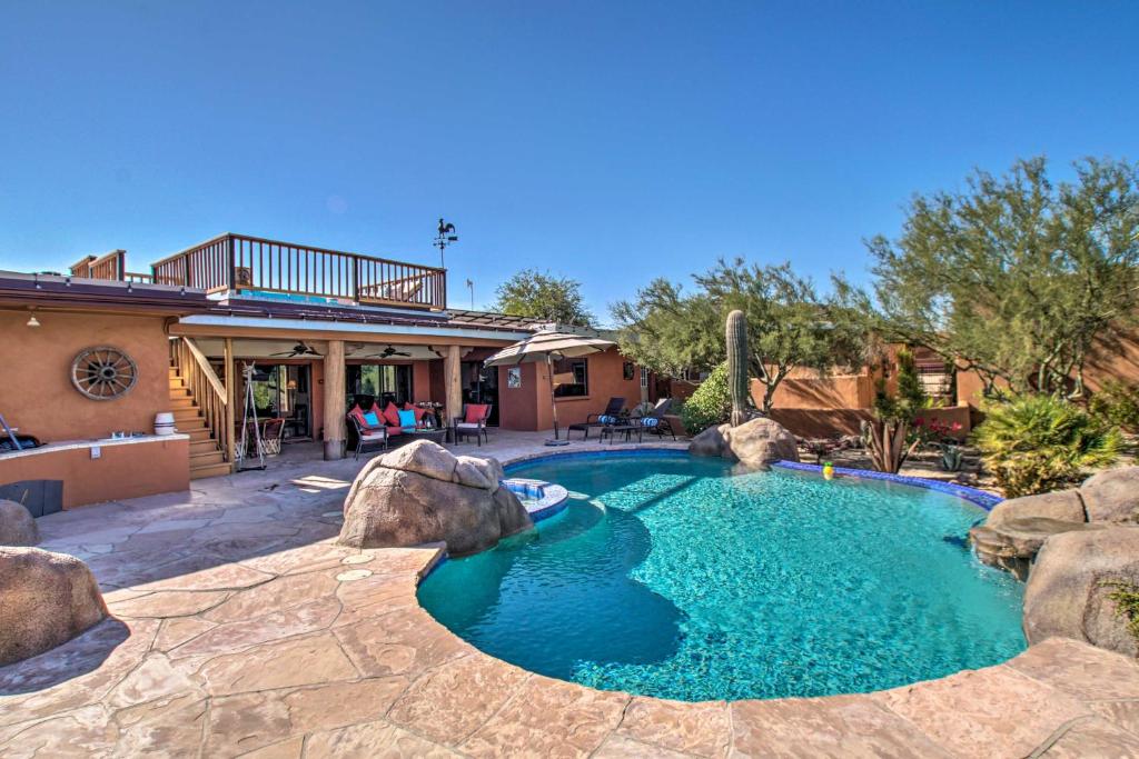 Cave Creek Home with Pool at Full Circle Ranch