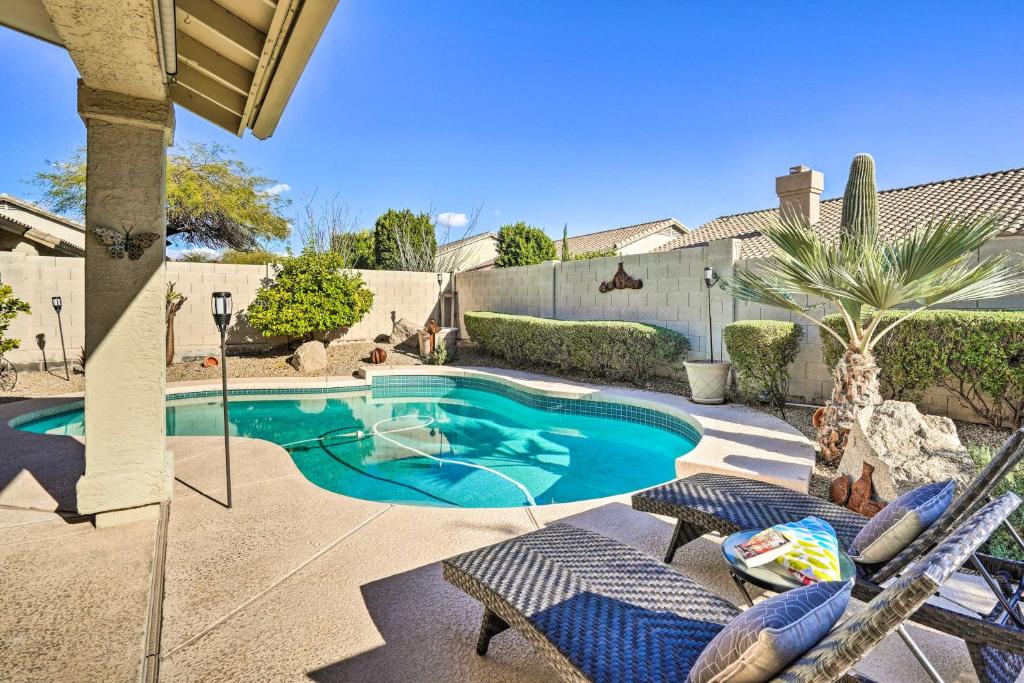 Cave Creek House with Private Pool and Patio!