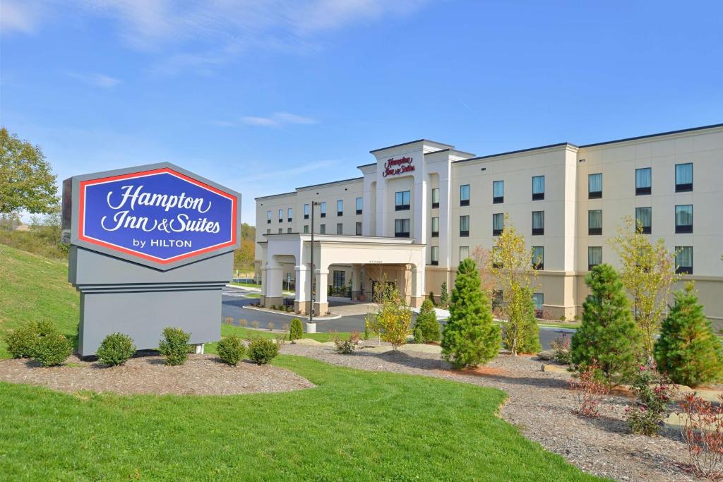 Hampton Inn & Suites California University-Pittsburgh