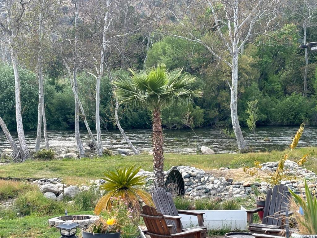 Sequoia River Front Cabins