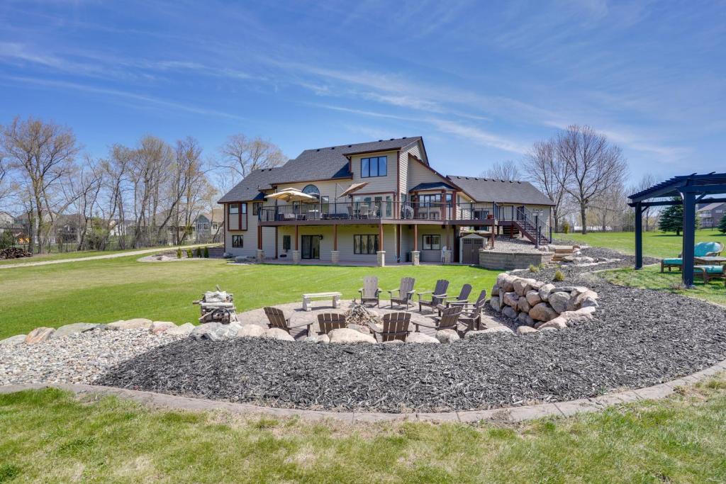 Expansive Shakopee Vacation Rental on 5 Acres!